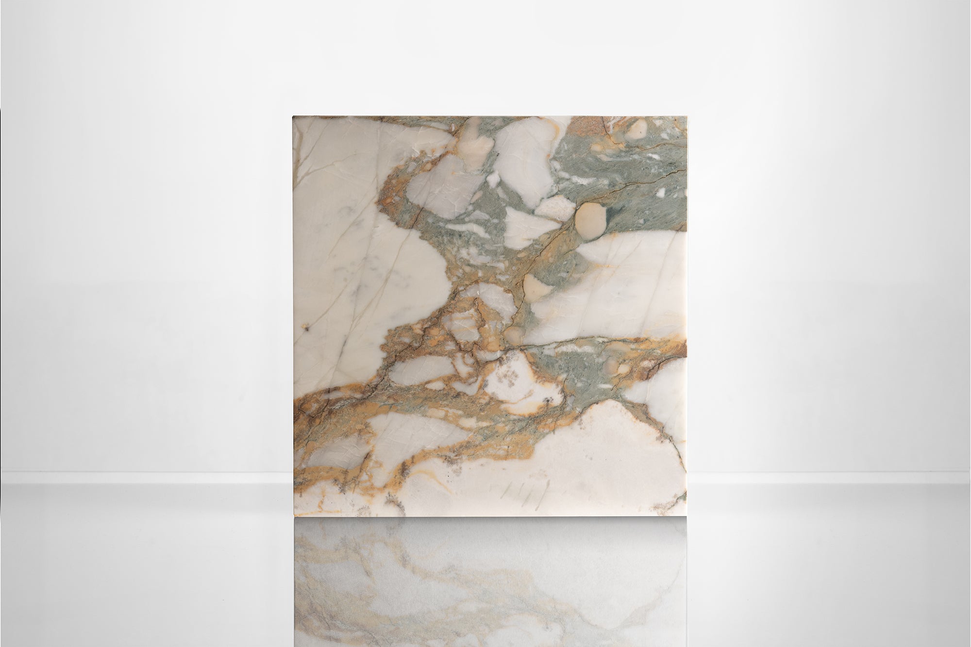 Calacatta Leonardo - Honed